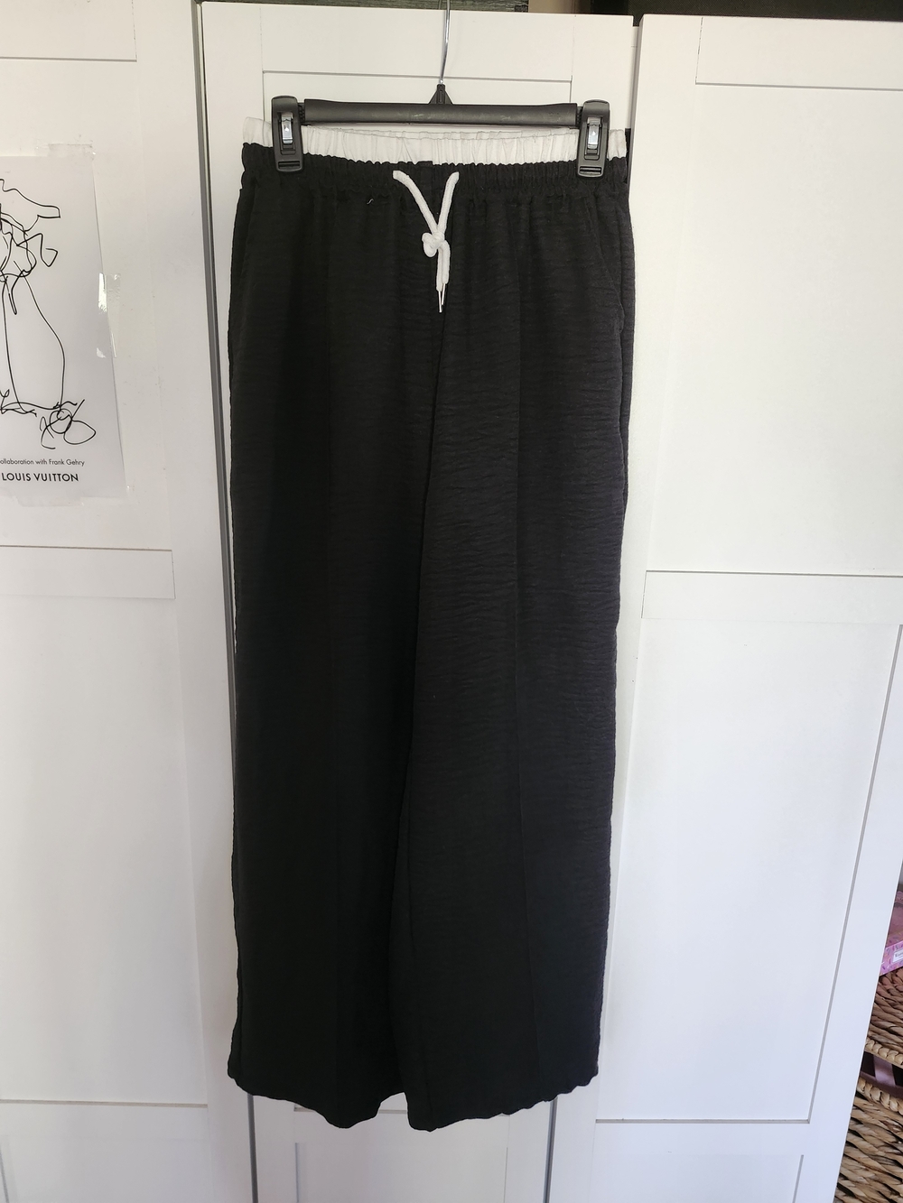Women’s Straight Leg Black Drawstring Pants Size Large $20